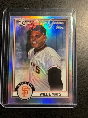 Topps Holographic Rainbow Baseball Card - Orange, Black, White